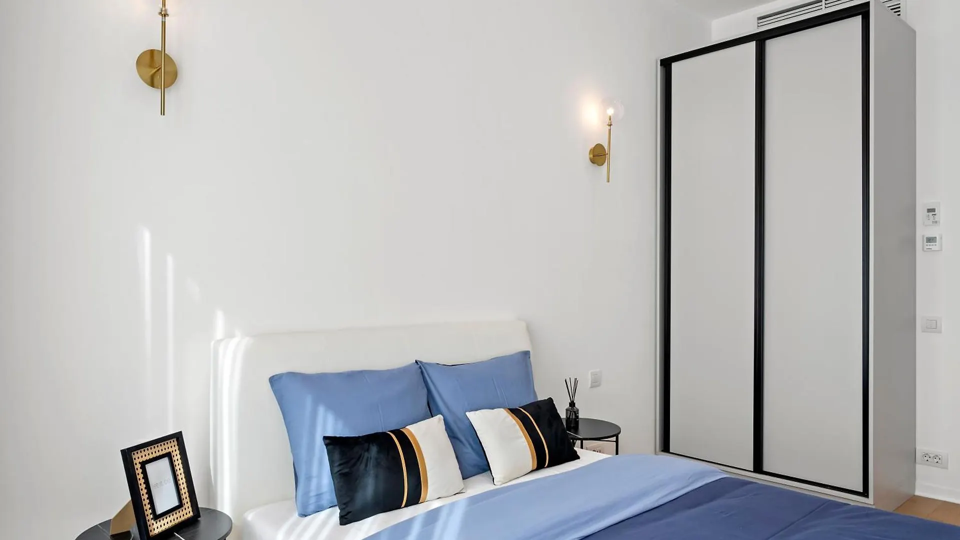 One Luxury Apartments Bukarest 0*,  Rumænien